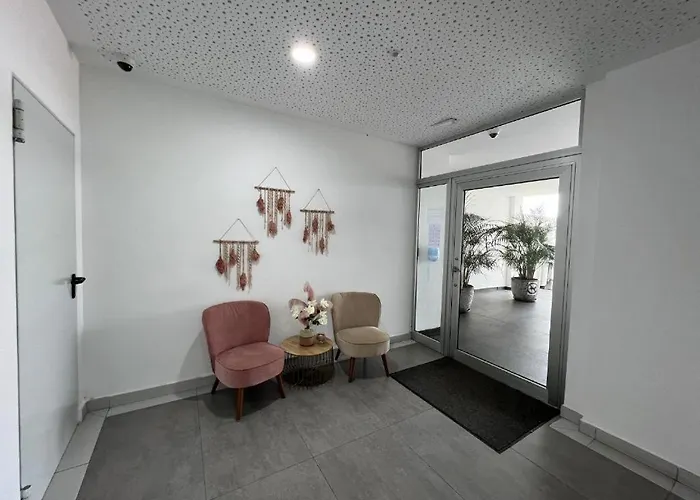 Ocean Garden 2br Climatized Pool & Parking