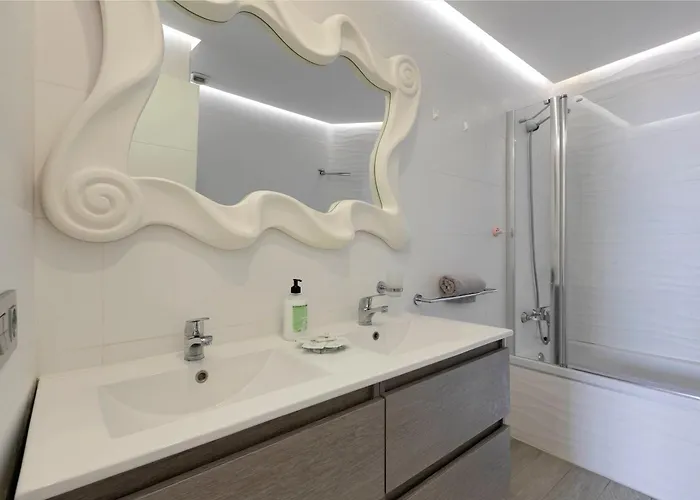 Ocean Garden 2br Climatized Pool & Parking アパート *