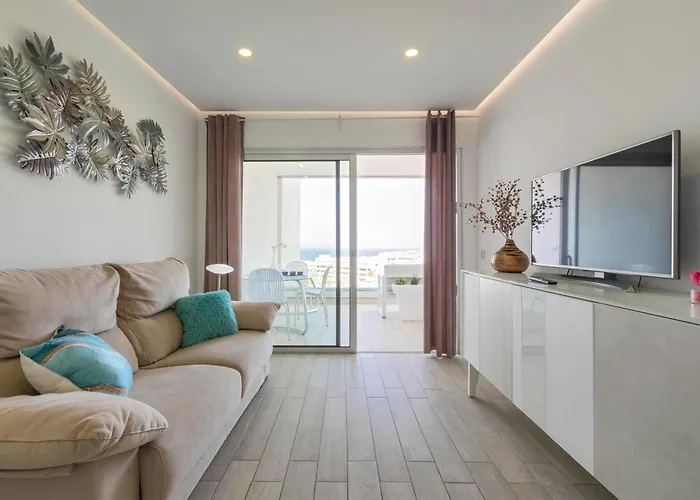 Ocean Garden 2br Climatized Pool & Parking アパート アデヘ