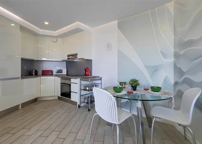 شقة Ocean Garden 2br Climatized Pool & Parking أذيخي