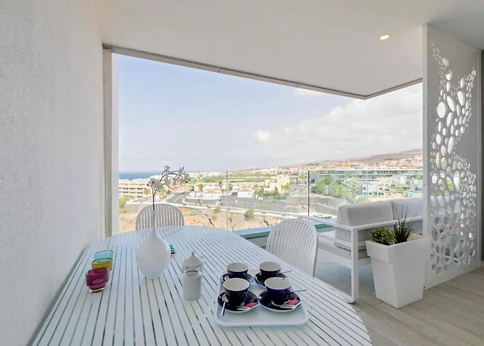 Ocean Garden 2br Climatized Pool & Parking *